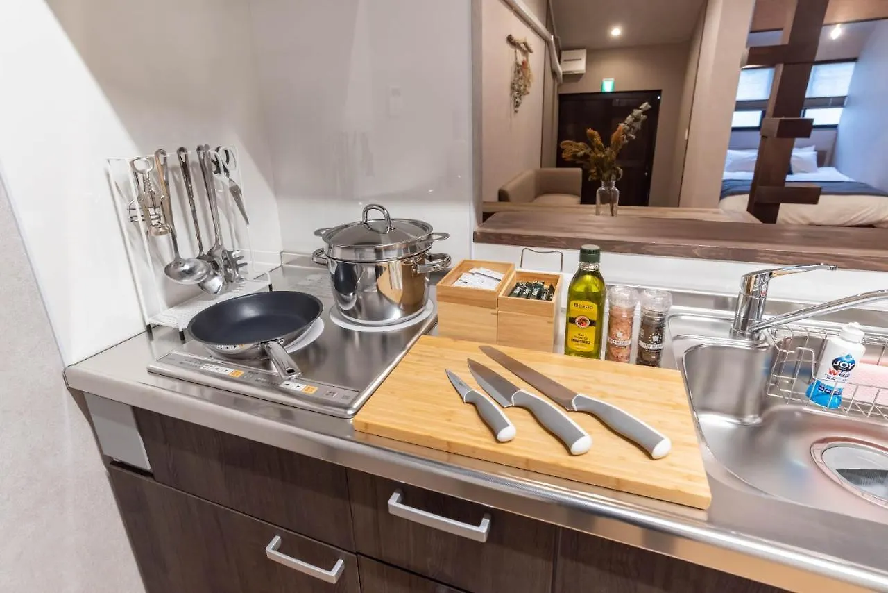 Bijou Suites Century Osaka Feriehus
