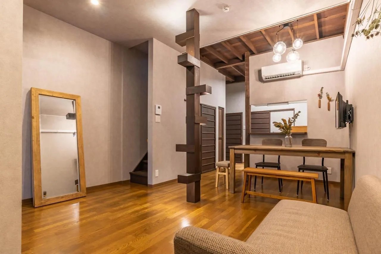 Bijou Suites Century Osaka Feriehus